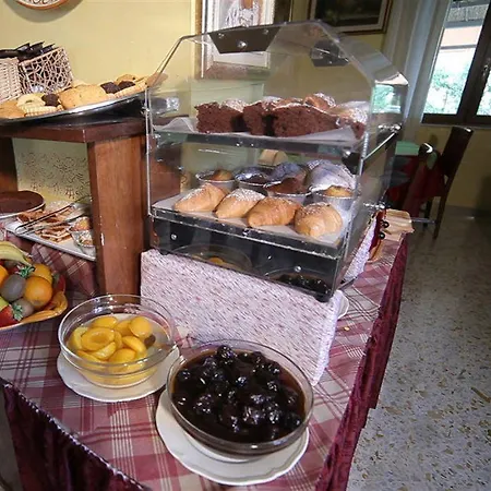 La Gustea & Cucina Hotel Sarteano