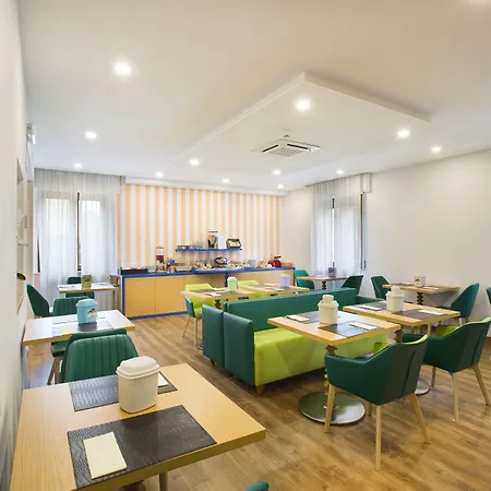 La Gustea & Cucina ホテル 4*