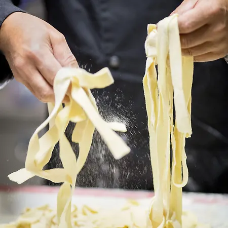 La Gustea & Cucina 4* サルテアーノ