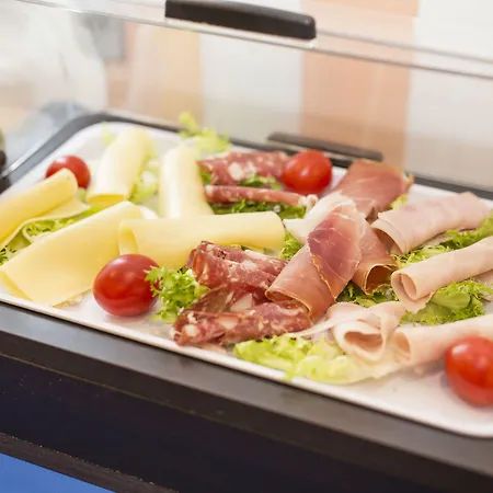 La Gustea & Cucina サルテアーノ