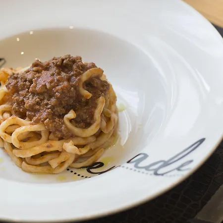 ホテル La Gustea & Cucina 4*