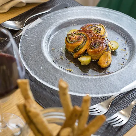 La Gustea & Cucina サルテアーノ